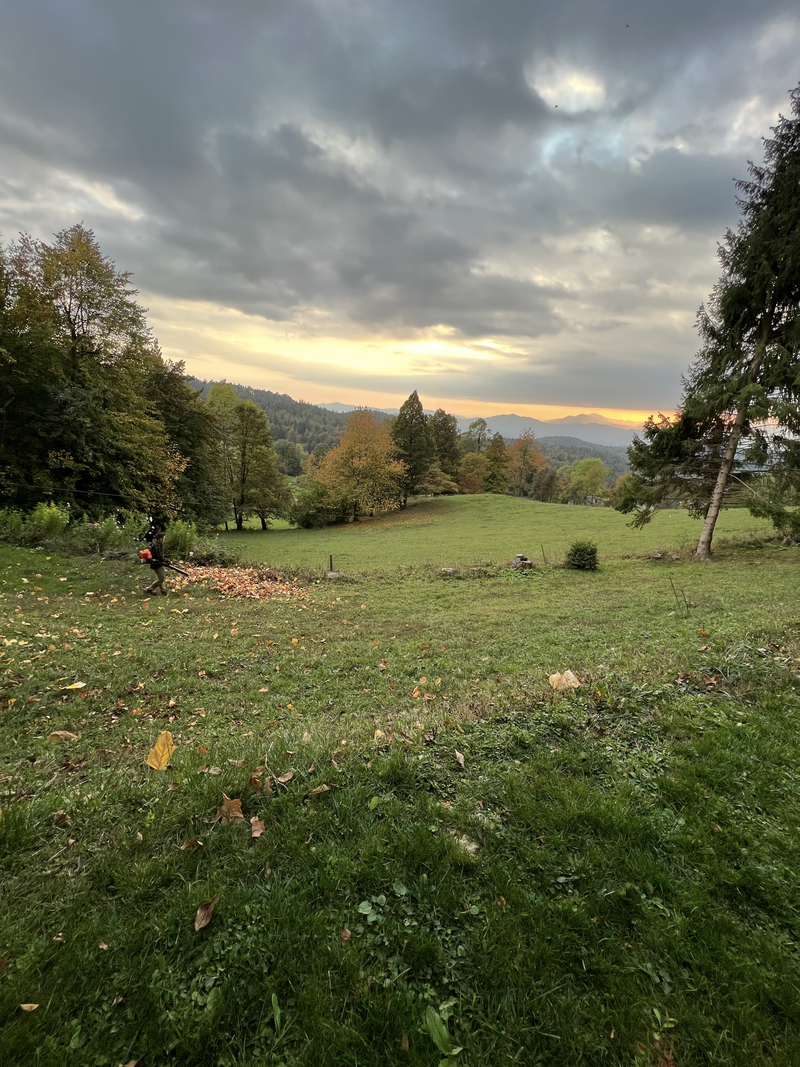 slide-image